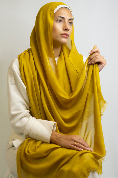 Sustainable Lightweight Modal | Mendhi
